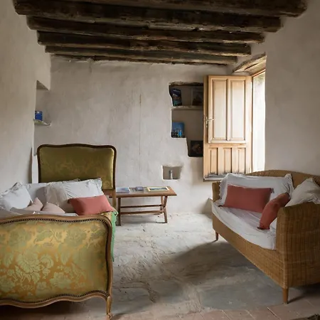 Dans Le Cap Corse - * Canari