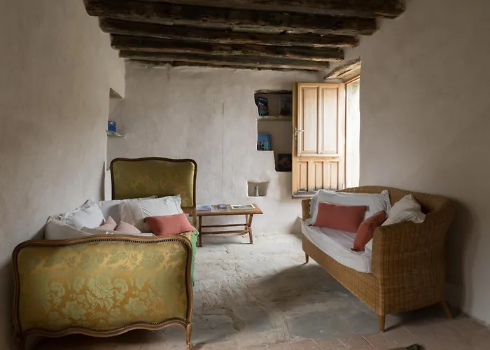 Dans Le Cap Corse - * Canari